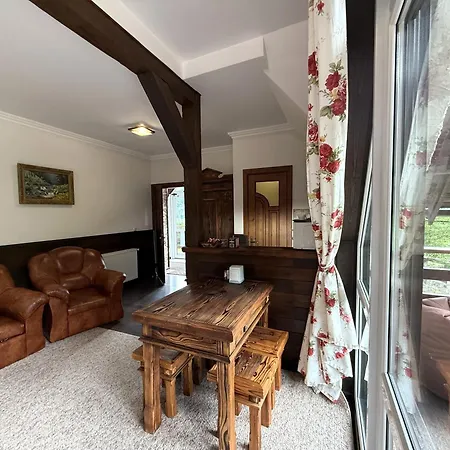 Olko House * Γιαρέμτσε