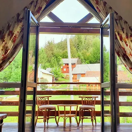 Olko House Jaremtsje